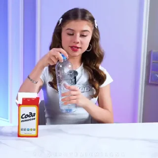 🍾