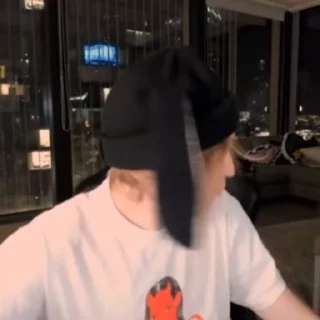 😏