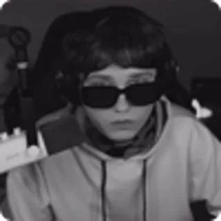😎