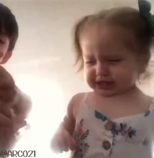😭