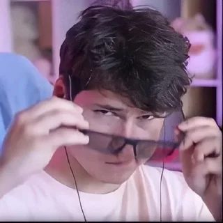 😎