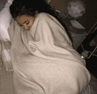 😴