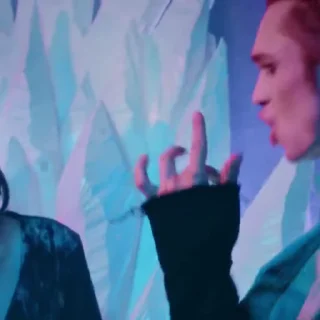 😉