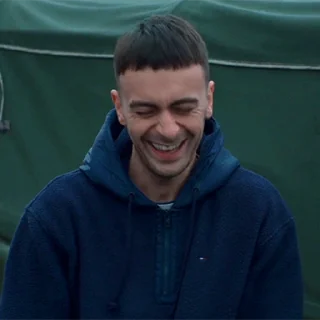 😀