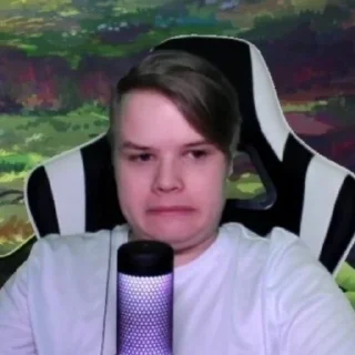 🥴