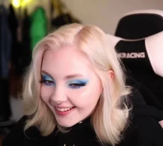 😄