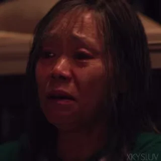 😭