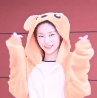 ╱ ITZY 's captain soft version. @SUNANDMCCN