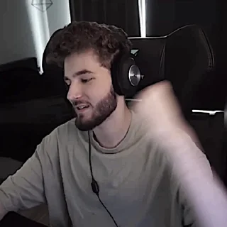 👊