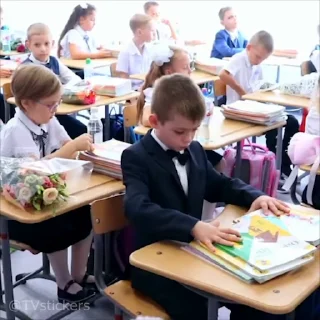 📚