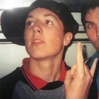 🤘