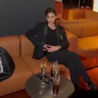✨