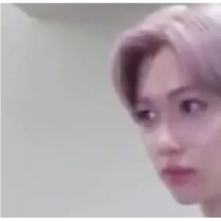 🤨