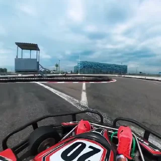 🏎