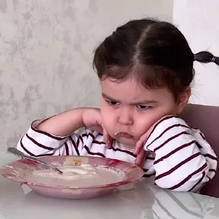 😠