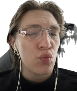 😘