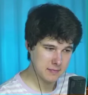 🤨