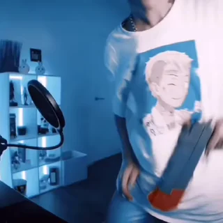 🎥