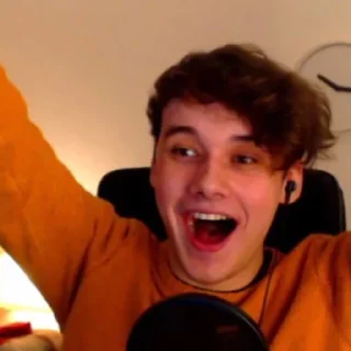 🥳