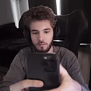 Движухи :: @fStikBot