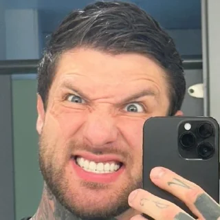 😀