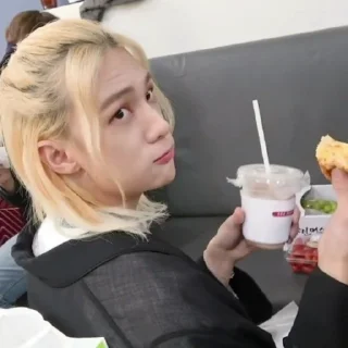 🤭