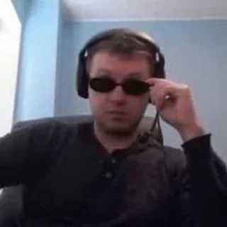 🧐