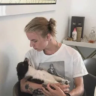 😙