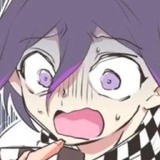 😨