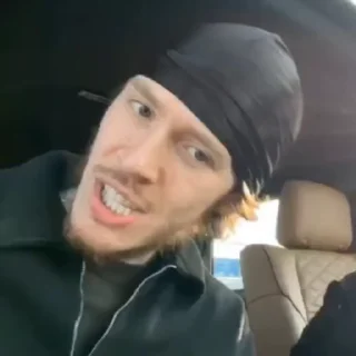 😁