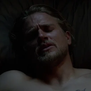 😭