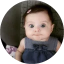 👶