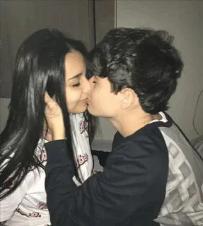 💋