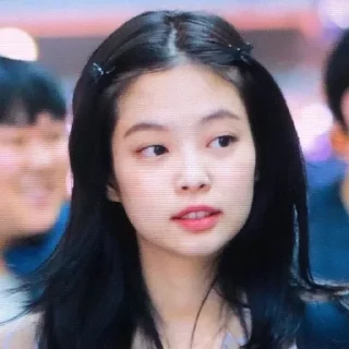 👀