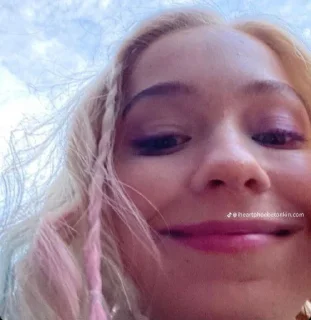 😁