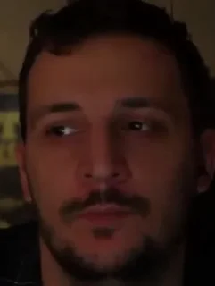 🗿