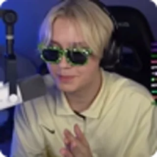 🤭