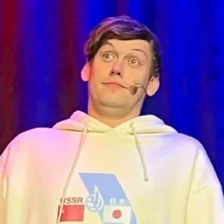 😱