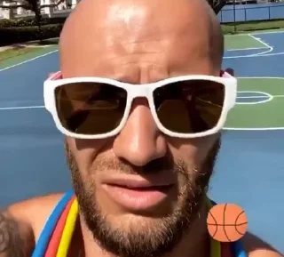 😎