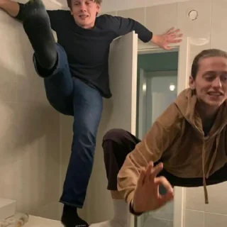 🤪