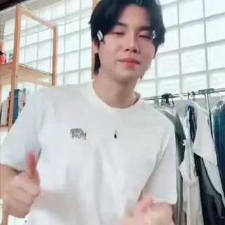 🤩