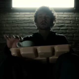 😱