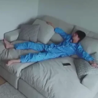 😪