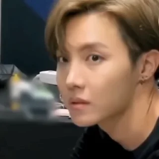 😐