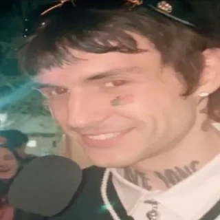 🎤