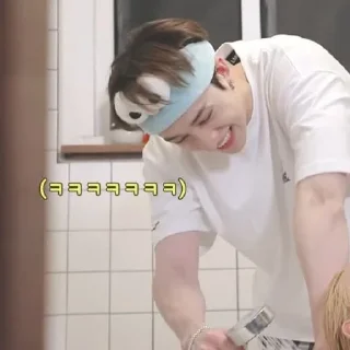 😂
