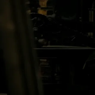😨