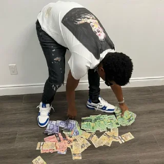 🤑