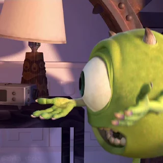 😨
