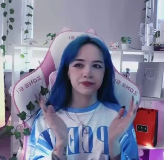 👏